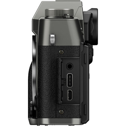 Fujifilm X-T30 III Kit with 13-33mm f/3.5-6.3 (Charcoal Silver)
