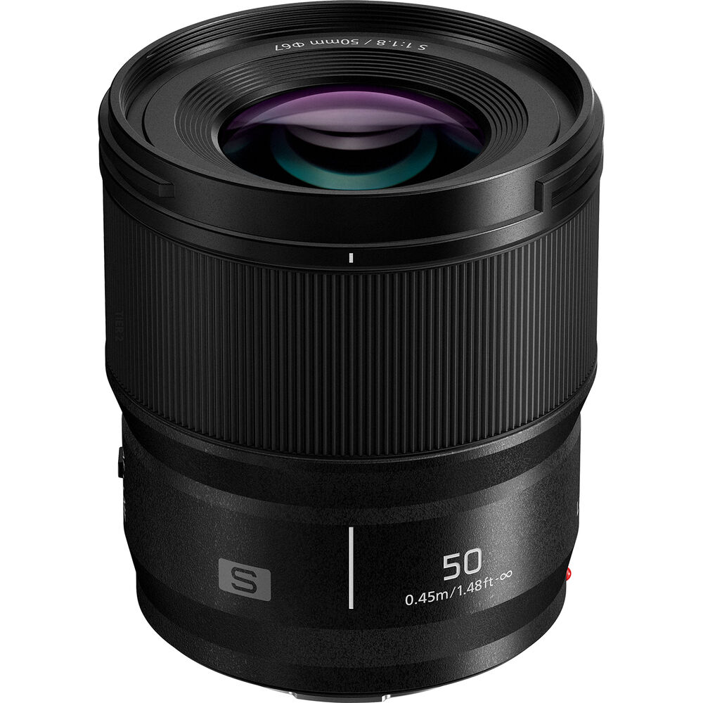 Panasonic Lumix DC-S5 IIX Kit with S 20-60mm + S 50mm F/1.8 (DC-S5M2XW)